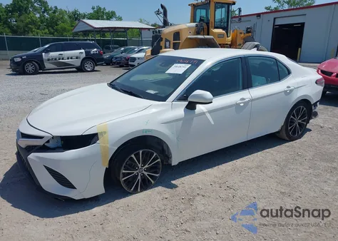 2019 Toyota Camry L из США, поврежденный, VIN 4T1B11HK5KU217312